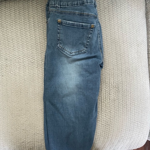 SO Capris - size 3 - Picture 4 of 4